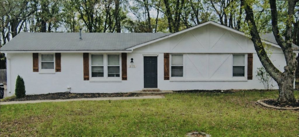 215 Blue Ridge Dr, Old Hickory, TN 37138