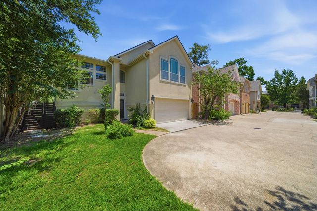 1413 Whispering Pines Drive 5, Houston, TX 77055