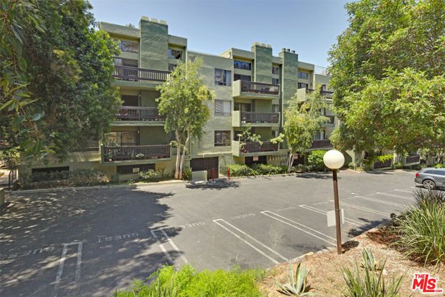 2018 Griffith Park Boulevard 116, Los Angeles, CA 90039