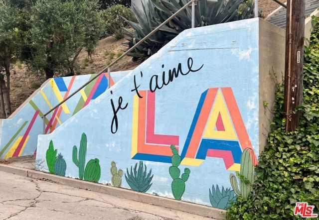 2018 Griffith Park Boulevard 116, Los Angeles, CA 90039