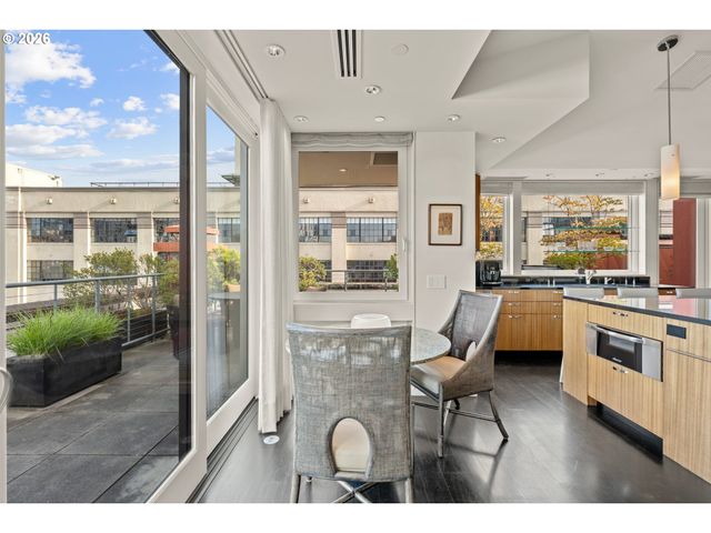 710 Nw 13TH Ave PH-2, Portland, OR 97209