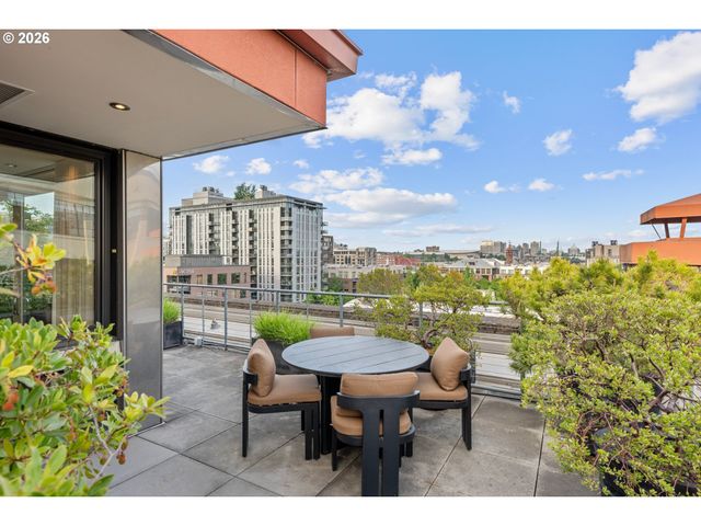 710 Nw 13TH Ave PH-2, Portland, OR 97209