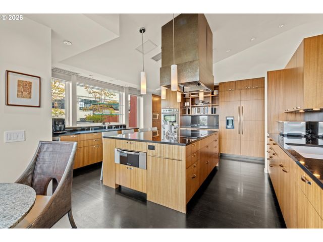 710 Nw 13TH Ave PH-2, Portland, OR 97209