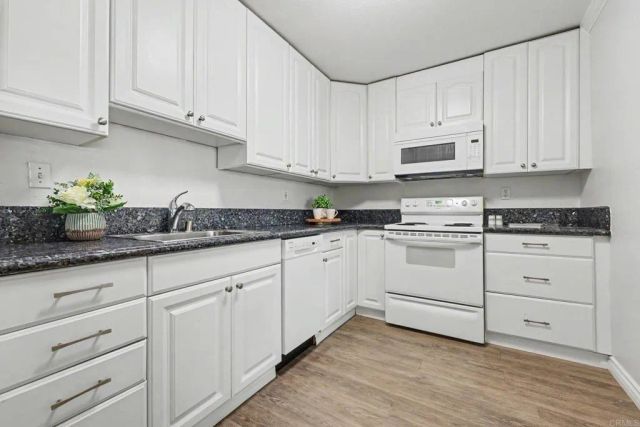 679 Seacoast Drive, Imperial Beach, CA 91932