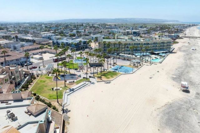 679 Seacoast Drive, Imperial Beach, CA 91932