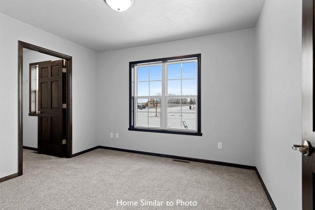 1748 BETTY JEAN LANE, Green Bay, WI 54313