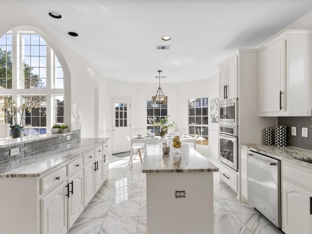 118 Wentwood Drive, Murphy, TX 75094