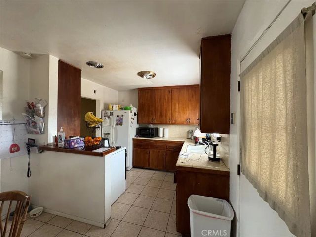 9909 Niagara Ave, Fontana, CA 92355