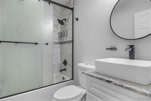 241 Madison Avenue, Glen Carbon, IL 62034