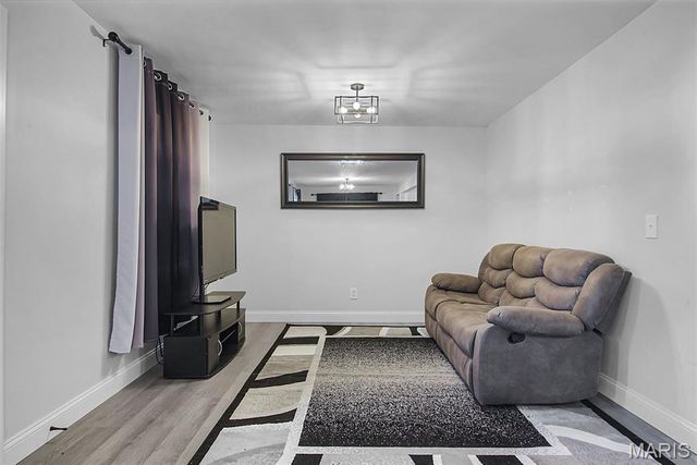 241 Madison Avenue, Glen Carbon, IL 62034