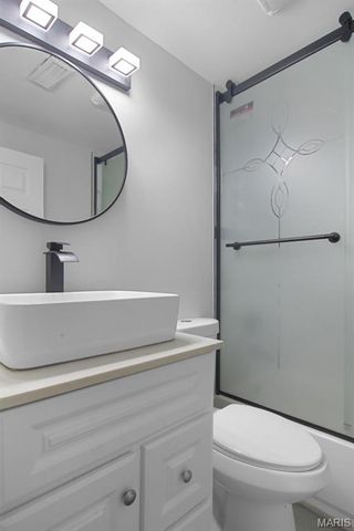 241 Madison Avenue, Glen Carbon, IL 62034