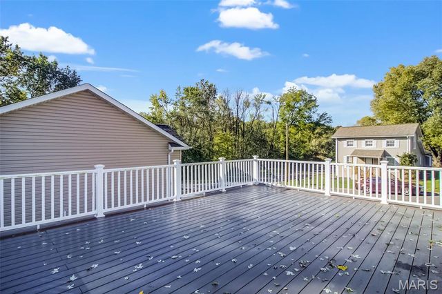 241 Madison Avenue, Glen Carbon, IL 62034