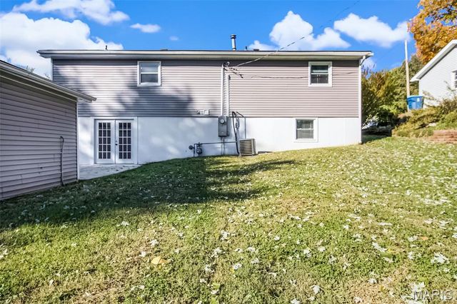 241 Madison Avenue, Glen Carbon, IL 62034