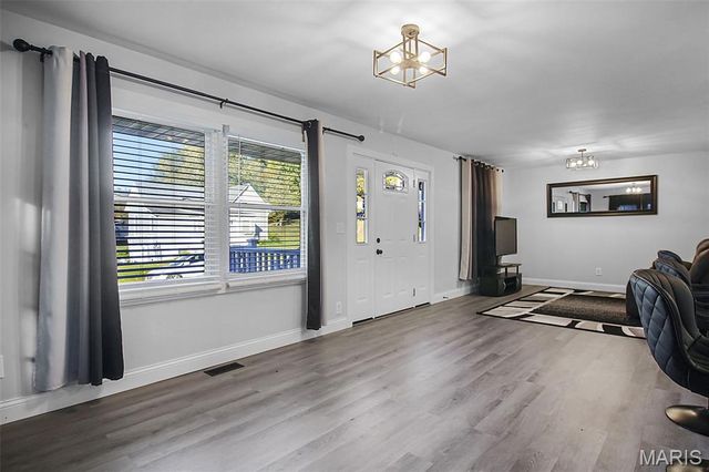 241 Madison Avenue, Glen Carbon, IL 62034