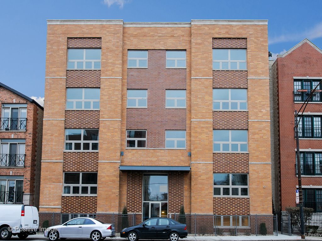1617 W Grand Avenue 2W, Chicago, IL 60622