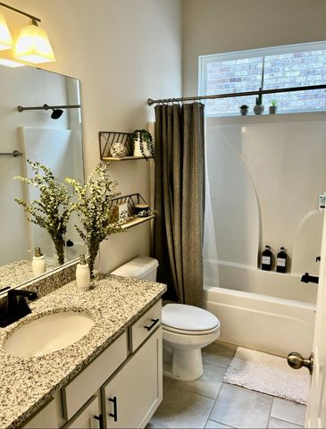 1808 Paisley Dr, Nolensville, TN 37135