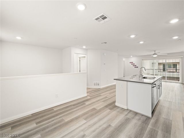 6888 Prairie Pearl Street, Las Vegas, NV 89148