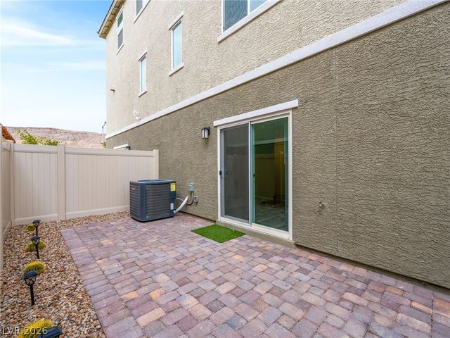 6888 Prairie Pearl Street, Las Vegas, NV 89148
