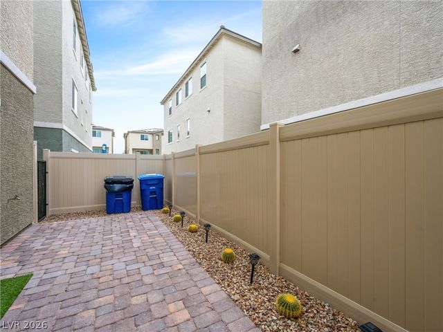 6888 Prairie Pearl Street, Las Vegas, NV 89148