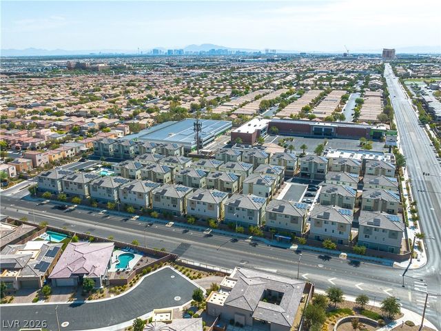 6888 Prairie Pearl Street, Las Vegas, NV 89148