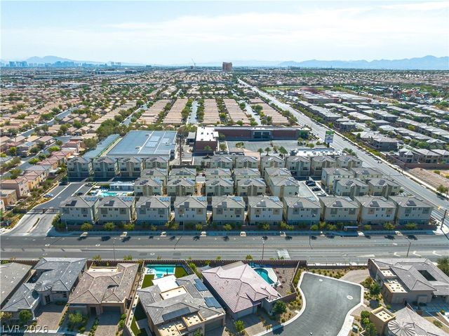 6888 Prairie Pearl Street, Las Vegas, NV 89148