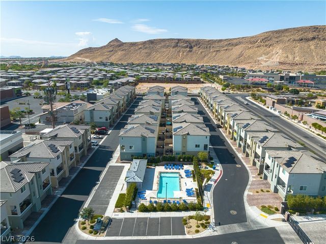 6888 Prairie Pearl Street, Las Vegas, NV 89148