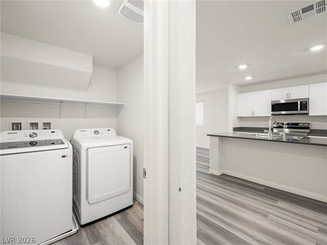 6888 Prairie Pearl Street, Las Vegas, NV 89148