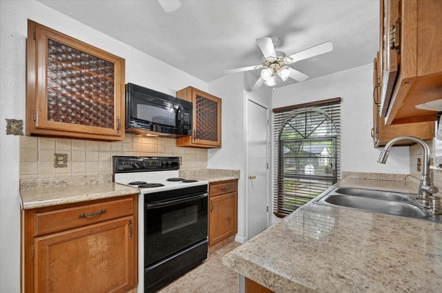 2718 Clover Valley Drive, Garland, TX 75043