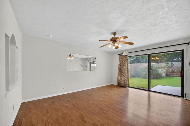2718 Clover Valley Drive, Garland, TX 75043