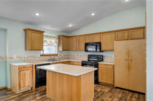 1245 Cole Alan Court, Nixa, MO 65714