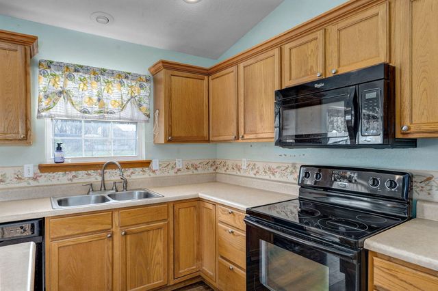 1245 Cole Alan Court, Nixa, MO 65714