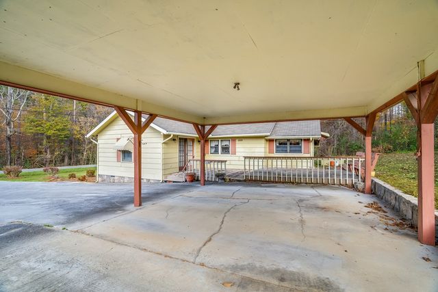 14098 N Hwy 225, Crandall, GA 30711