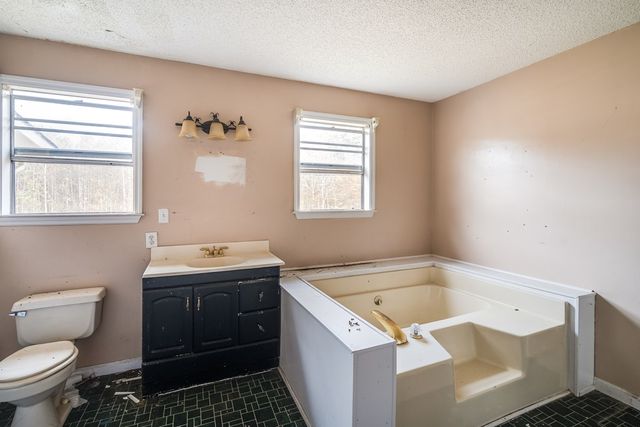 14098 N Hwy 225, Crandall, GA 30711