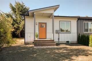 413 Trustee Street SW #A, Ocean Shores, WA 98569