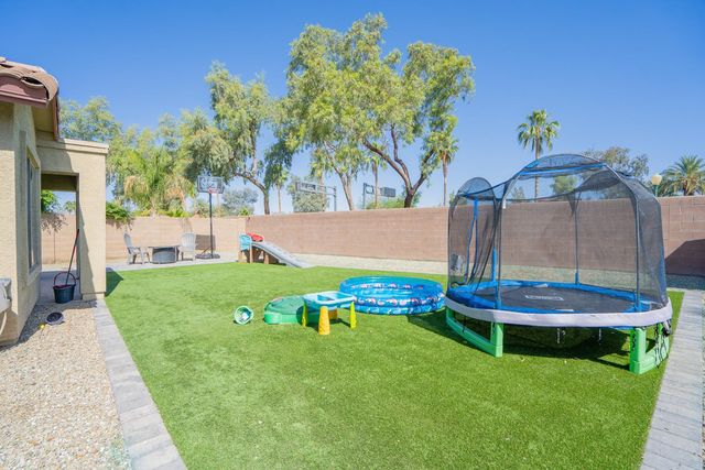 15160 W Smokey Drive, Surprise, AZ 85374