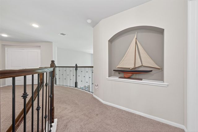 150 Cliftons Curve Way, Montgomery, TX 77316