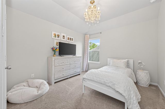 150 Cliftons Curve Way, Montgomery, TX 77316