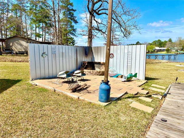 120 Pecan Drive, Burkeville, TX 75932