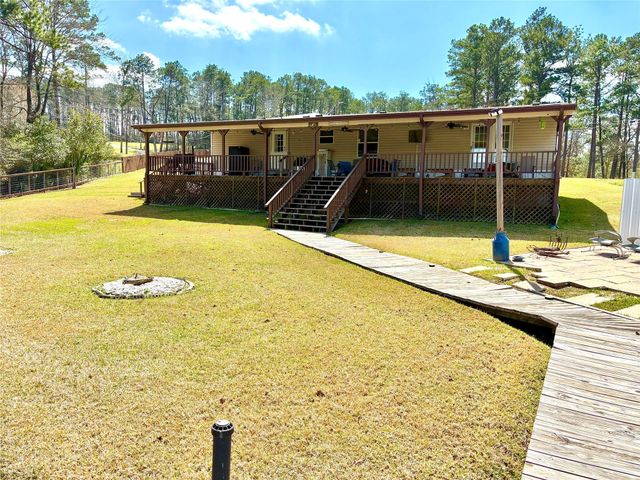 120 Pecan Drive, Burkeville, TX 75932