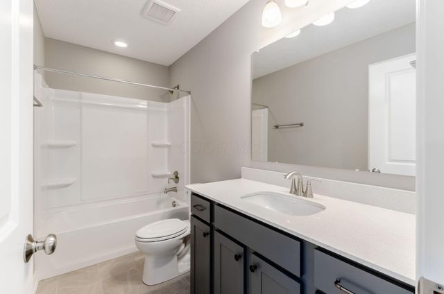 5494 Dutch Lane, Powell, OH 43065