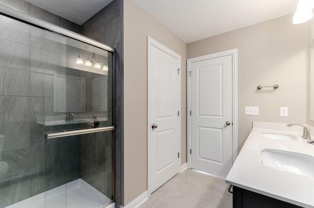 5494 Dutch Lane, Powell, OH 43065