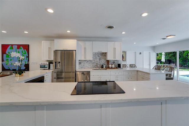 7305 SW 123rd Ter, Pinecrest, FL 33156