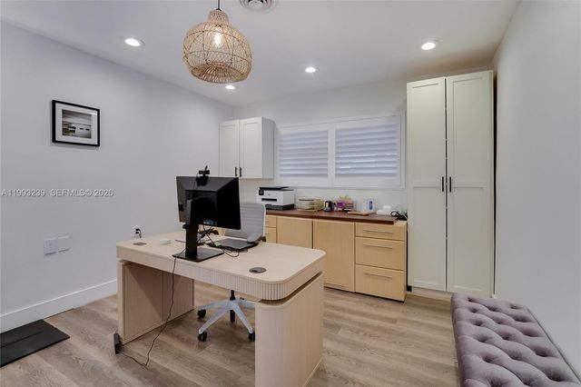 7305 SW 123rd Ter, Pinecrest, FL 33156