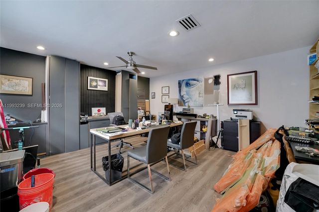 7305 SW 123rd Ter, Pinecrest, FL 33156