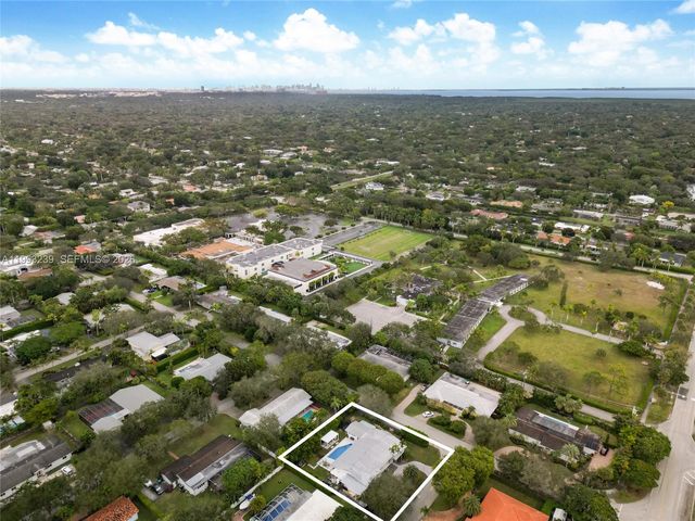 7305 SW 123rd Ter, Pinecrest, FL 33156