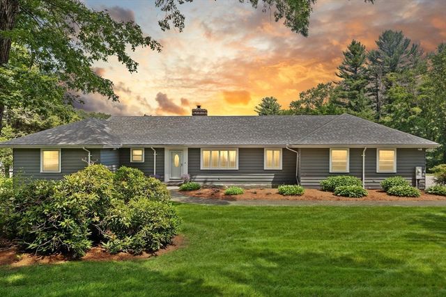 111 High St, Chelmsford, MA 01824