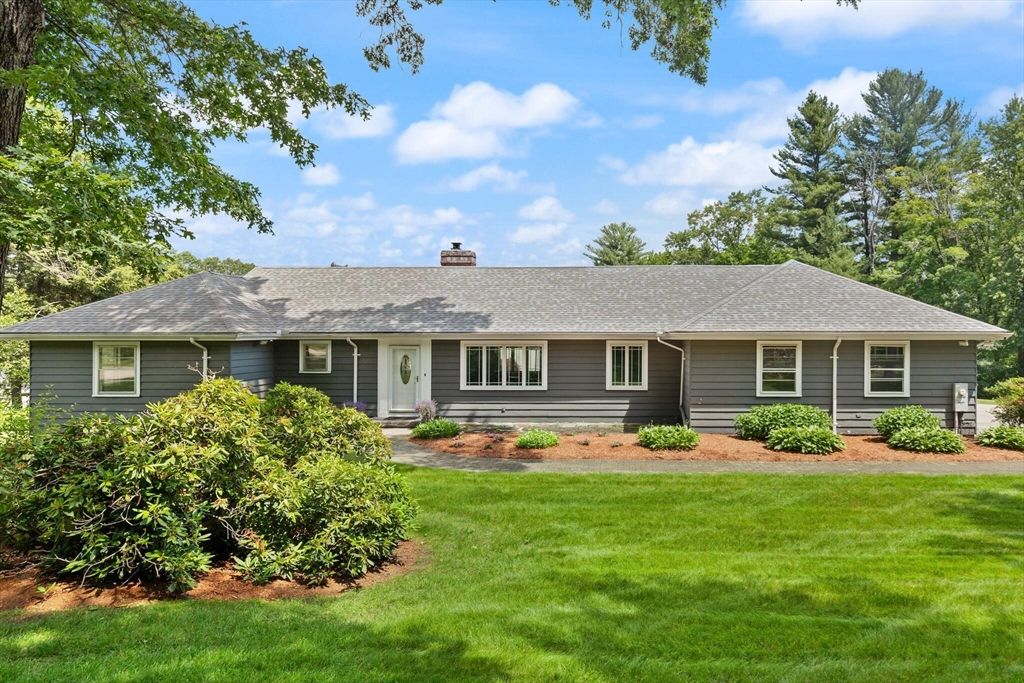 111 High St, Chelmsford, MA 01824