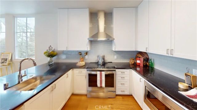 1878 E Walnut Street 213, Pasadena, CA 91107