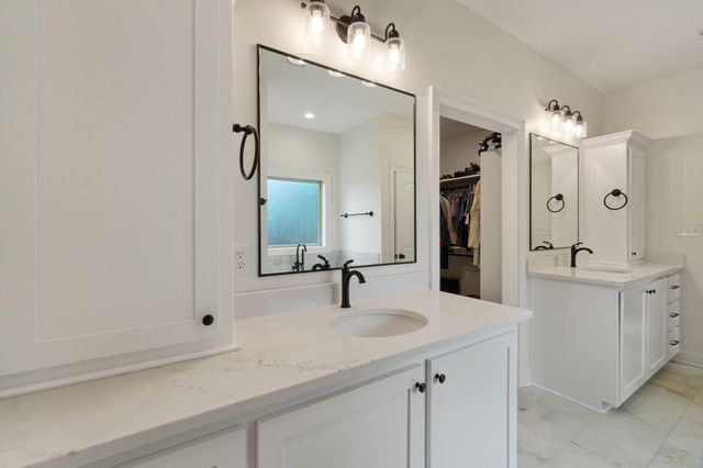 25 Carlsbad, Hattiesburg, MS 39402