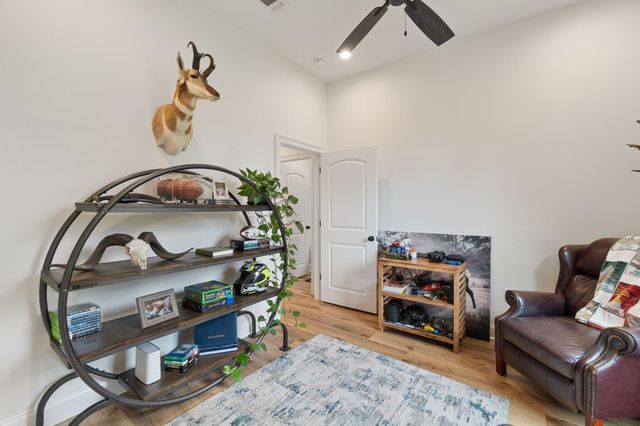 25 Carlsbad, Hattiesburg, MS 39402